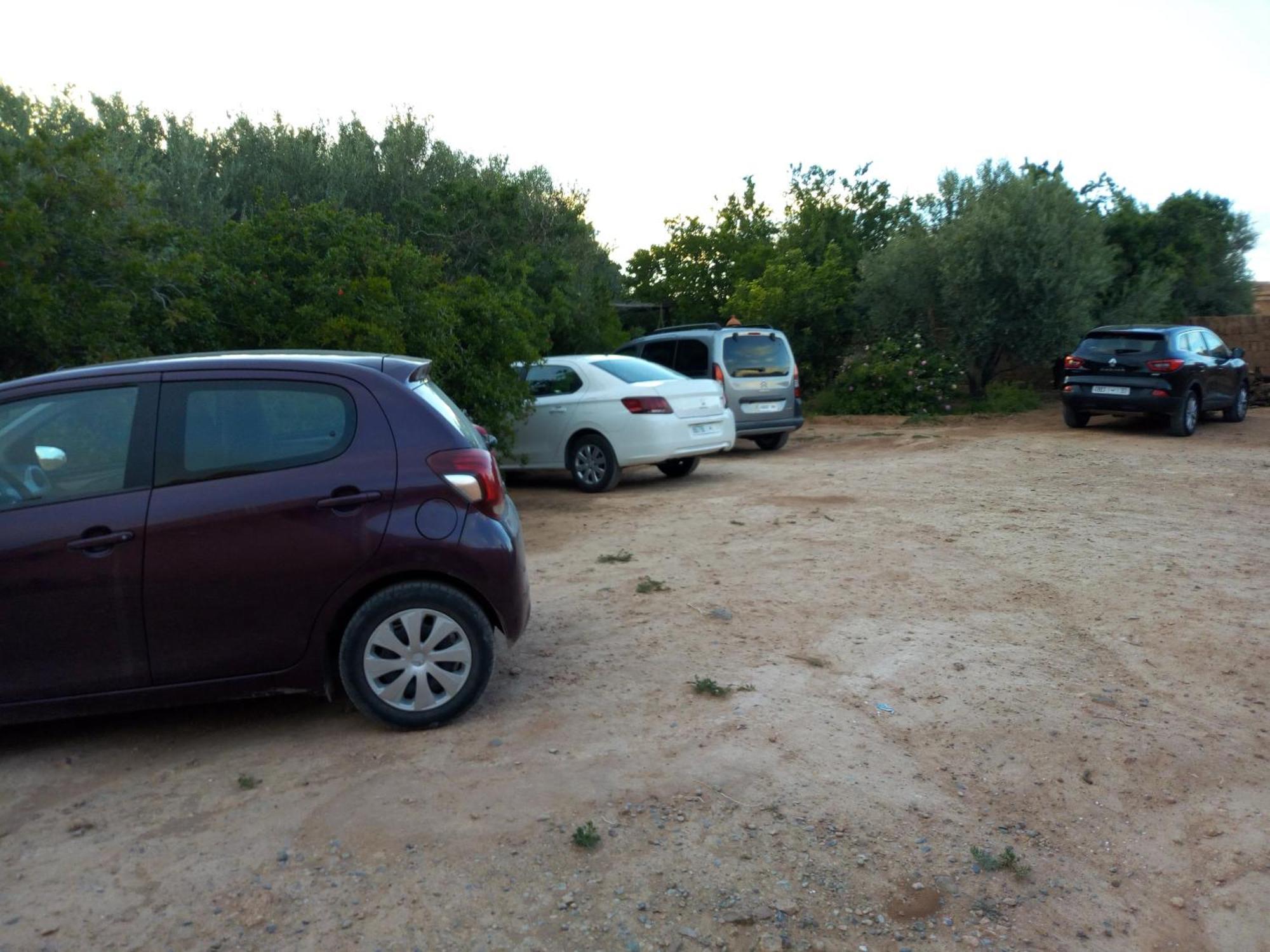 Ecolodge Miss Rose Chez La Famille Boumalne Dades Bagian luar foto